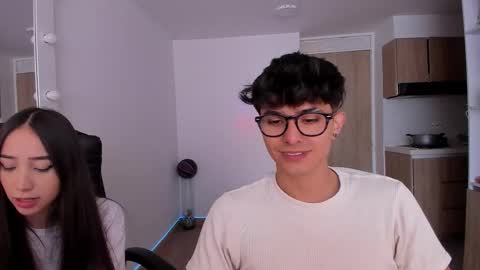 VIOLETAMIKE online show from October 12, 6:10 pm