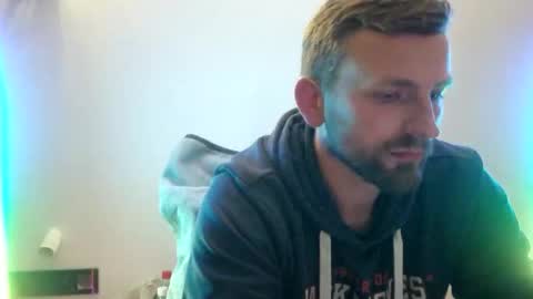 mikhael767676 online show from June 1, 9:16 pm