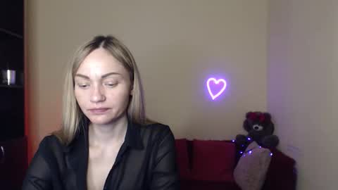 Adalina online show from May 22, 12:01 pm