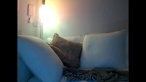 Maaike online show from February 2, 2:06 am