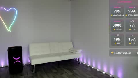 Mikaylah online show from September 16, 7:17 pm