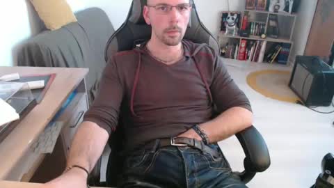 mikmik91 online show from February 24, 3:37 pm