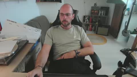 mikmik91 online show from June 2, 2:41 pm