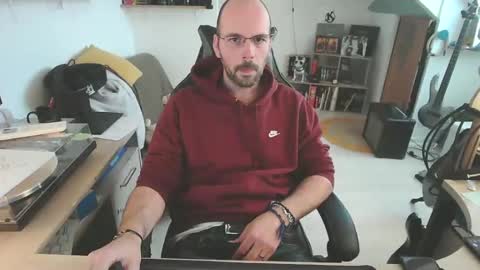 mikmik91 online show from April 3, 2:46 pm