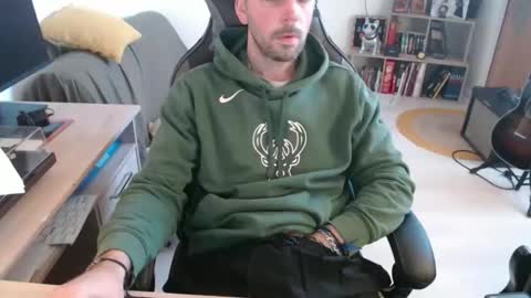 mikmik91 online show from March 3, 11:06 am