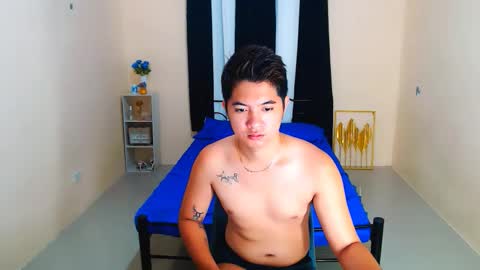 Snapshot of mikoanderson chatting on October 16, 8:14 am mikoanderson online show from October 16, 8:14 am