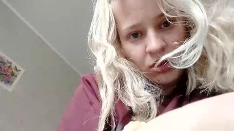 Mila 420 online show from May 28, 5:38 am