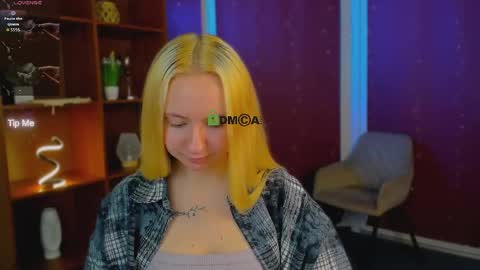 mila_glow online show from March 28, 7:37 pm