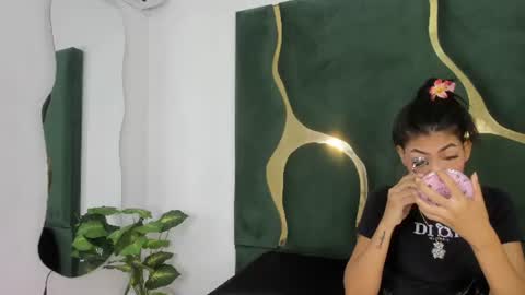 mila_petiteasm online show from July 11, 1:03 pm