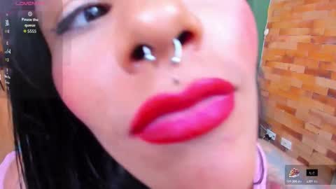 Mila and samy online show from October 31, 4:07 pm