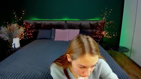 Milla online show from November 27, 6:43 am