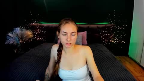 Snapshot of milaaddam chatting on September 21, 5:44 am Milla online show from September 21, 5:44 am