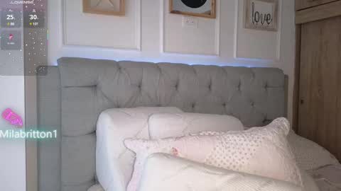 Vale online show from February 26, 2:59 pm