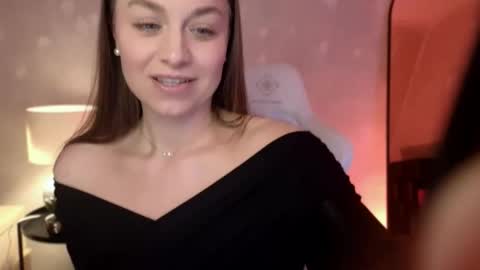 Mila Fleur online show from November 21, 3:10 pm