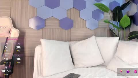    online show from February 10, 11:35 am