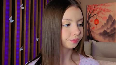 Mila online show from May 29, 3:54 pm