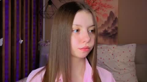 Mila online show from May 31, 4:17 pm