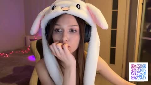 milamiuu online show from February 2, 4:58 pm