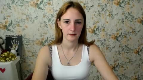 Snapshot of milana_cutie_ chatting on October 16, 7:08 am Milana online show from October 16, 7:08 am