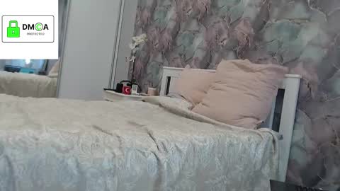 Delicious Pussy online show from October 17, 5:33 am