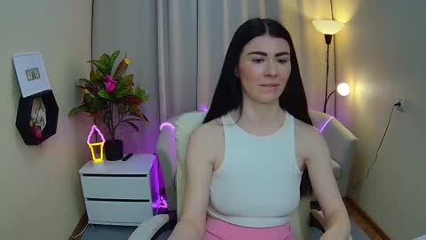 milasecretsss online show from March 22, 8:29 am