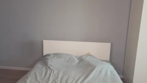 Mila online show from September 20, 7:00 am