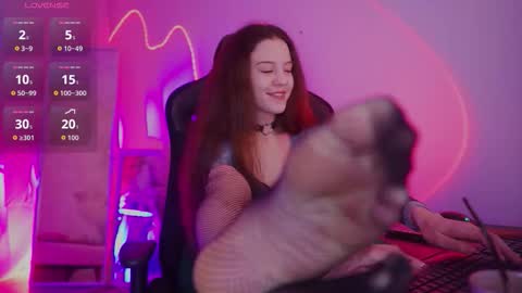 milastoyne online show from November 7, 6:49 am