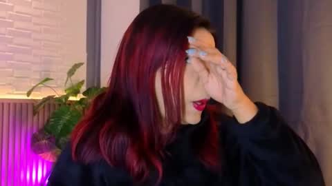 milena_lawson online show from November 26, 10:45 am