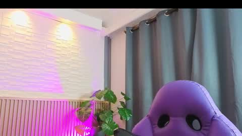 milena_lawson online show from March 26, 4:01 pm