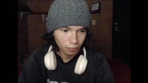 milesxoxo6969 online show from September 21, 5:11 am