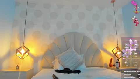 MILEY online show from September 19, 7:50 pm