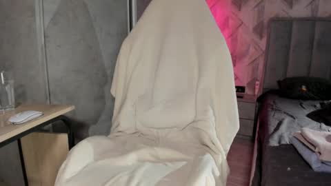 Maria online show from March 17, 9:36 am