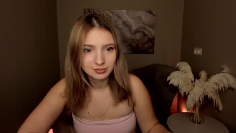 Snapshot of milinafox chatting on September 29, 4:00 am milinafox online show from September 29, 4:00 am