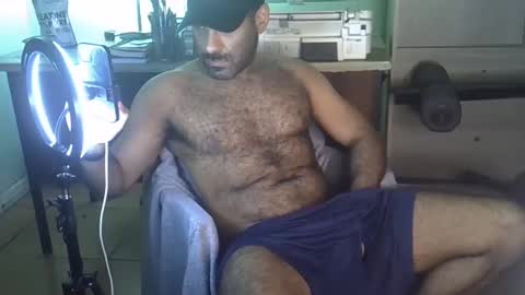 Snapshot of militaryx chatting on October 16, 5:51 am militaryx online show from October 16, 5:51 am