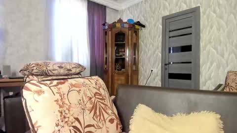 Isaac online show from March 21, 6:30 am