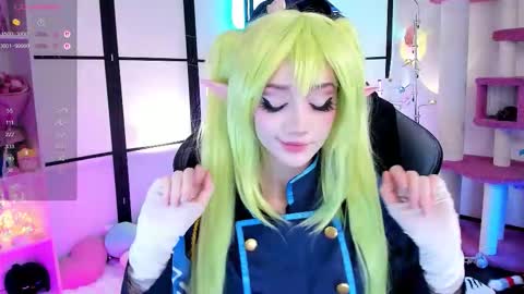 milky cute online show from March 8, 7:29 pm