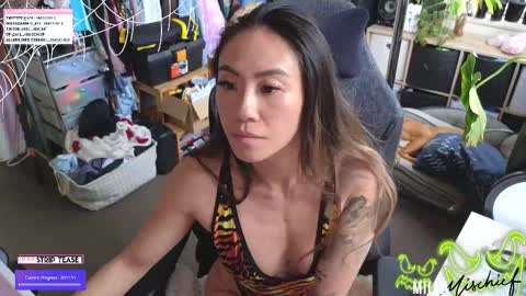 Snapshot of millamischief chatting on October 21, 1:11 am Milla Mischief online show from October 21, 1:11 am