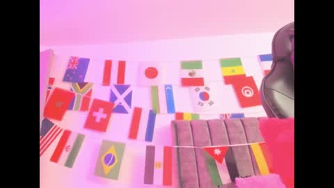 miller_silvana online show from July 6, 12:02 pm