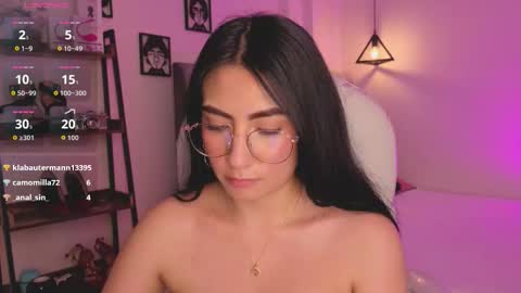 miller_vanessa_ online show from October 16, 11:36 pm