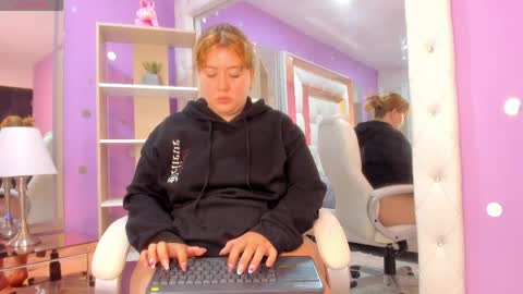 millers_rousse online show from March 30, 12:27 pm