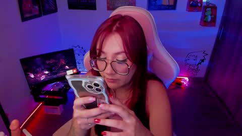 Monkey D Maddie online show from January 20, 11:21 pm