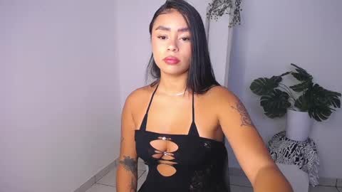 Mily Ortiz online show from June 3, 2:33 pm