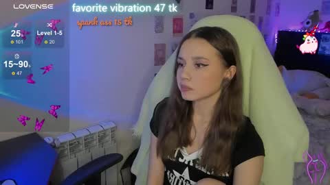 Emily online show from March 3, 8:43 pm