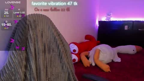 Emily online show from October 18, 7:18 pm