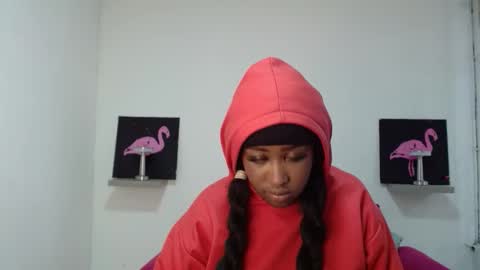 Snapshot of milykaebony69 chatting on October 3, 7:22 pm milykaebony69 online show from October 3, 7:22 pm