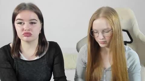 Milena and Jasper online show from February 2, 5:09 pm