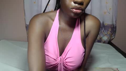 mimiebony online show from May 3, 7:25 am