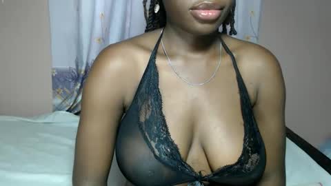 mimiebony online show from May 20, 6:54 am