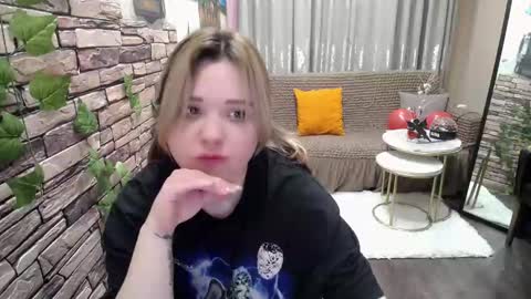 mimimishel_69 online show from February 14, 5:19 am
