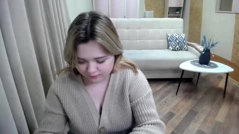 mimimishel_69 online show from February 13, 6:48 pm